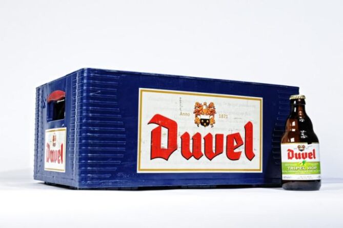 0F25AE44-63B6-4421-8947-F3183C4C275C